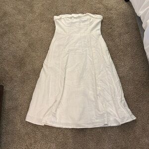 White linen Abercrombie midi dress
